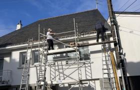 remplacement de toutes la gouttière en zinc à côté du stade de la Rabine RCV Vannes.